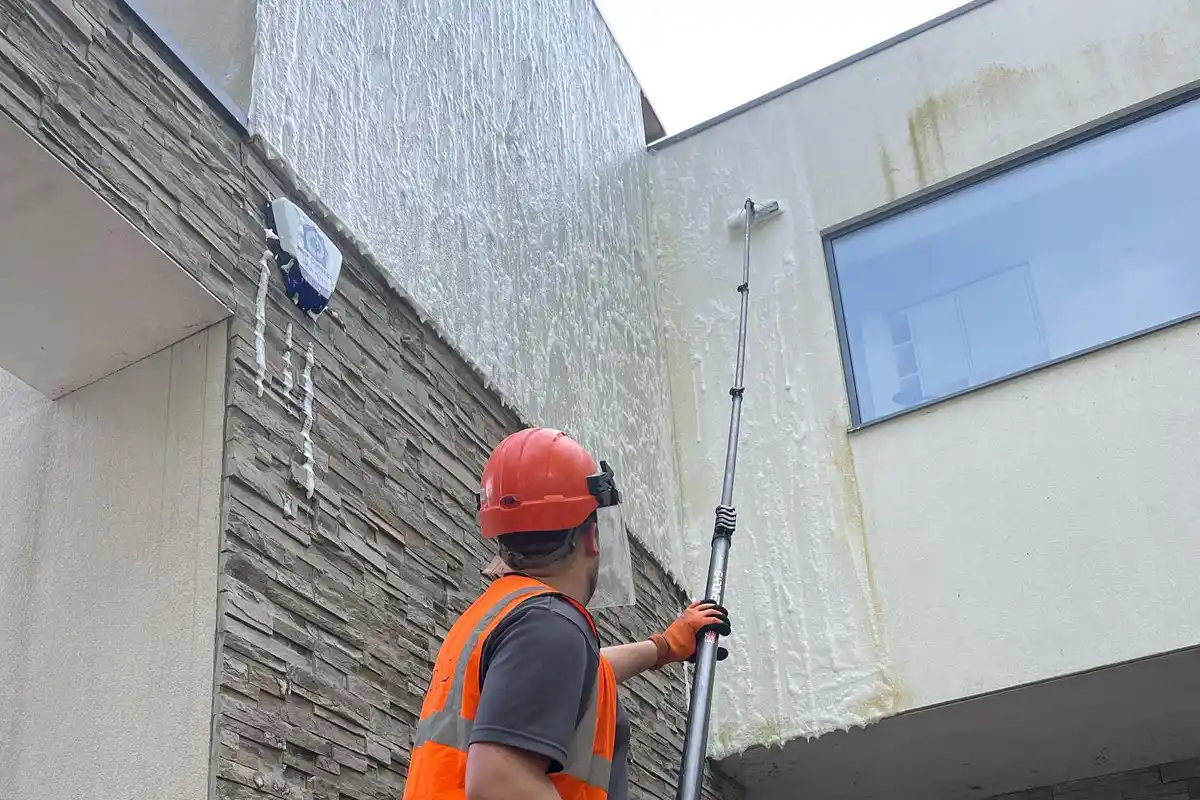 Render Cleaning Fareham -Dall Cleaning Company